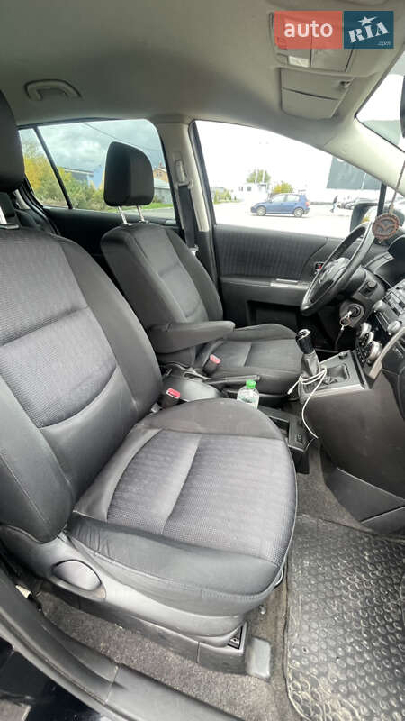 Минивэн Mazda 5 2009 в Черновцах