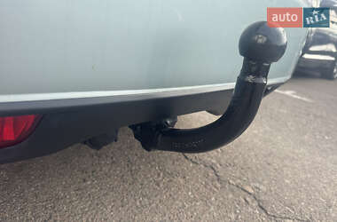 Мінівен Mazda 5 2007 в  фото 9 Мінівен Mazda 5 2007 в