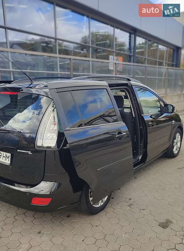 Минивэн Mazda 5 2009 в Луцке