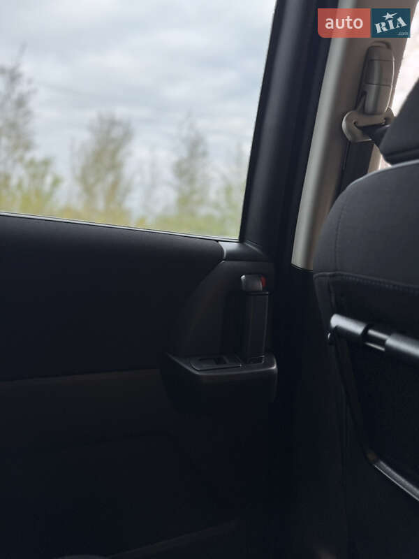 Мінівен Mazda 5 2012 в Самборі