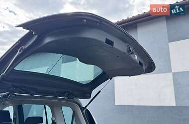 Минивэн Mazda 5 2007 в Виннице