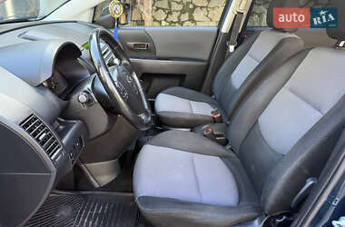 Минивэн Mazda 5 2005 в  фото 18 Минивэн Mazda 5 2005 в