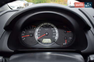 Мінівен Mazda 5 2008 в  фото 13 Мінівен Mazda 5 2008 в