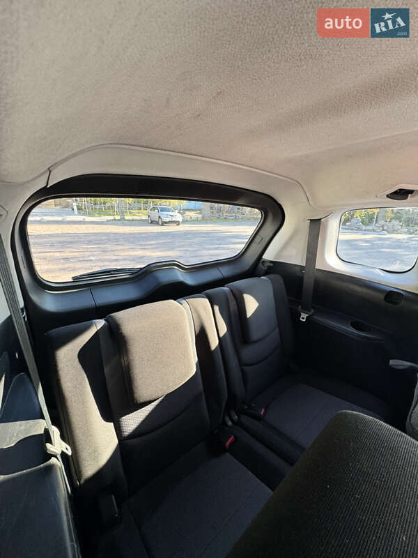 Минивэн Mazda 5 2006 в Николаеве фото 18 Минивэн Mazda 5 2006 в Николаеве