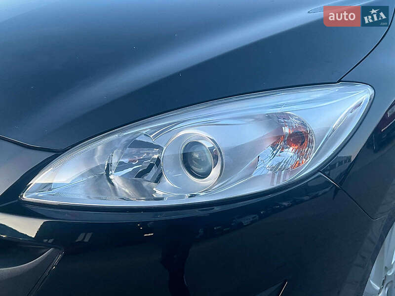 Мінівен Mazda 5 2011 в Львові