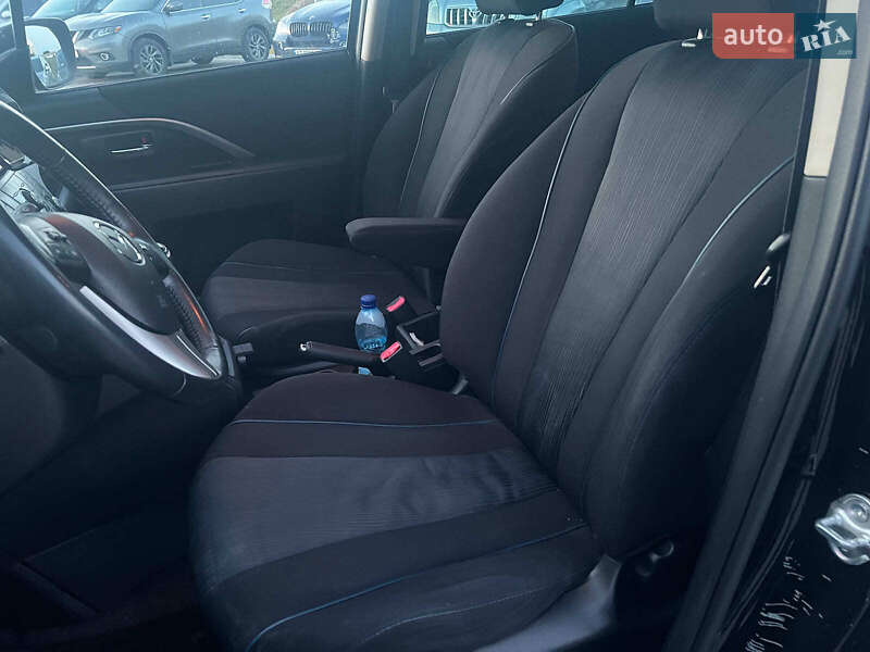 Мінівен Mazda 5 2011 в Львові