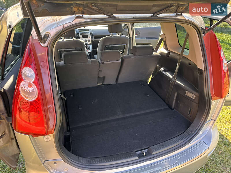 Минивэн Mazda 5 2006 в Косове фото 27 Минивэн Mazda 5 2006 в Косове