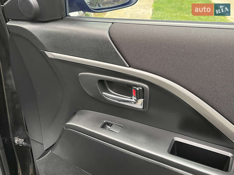 Минивэн Mazda 5 2010 в Киеве фото 89 Минивэн Mazda 5 2010 в Киеве