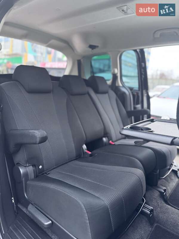 Минивэн Mazda 5 2013 в Киеве