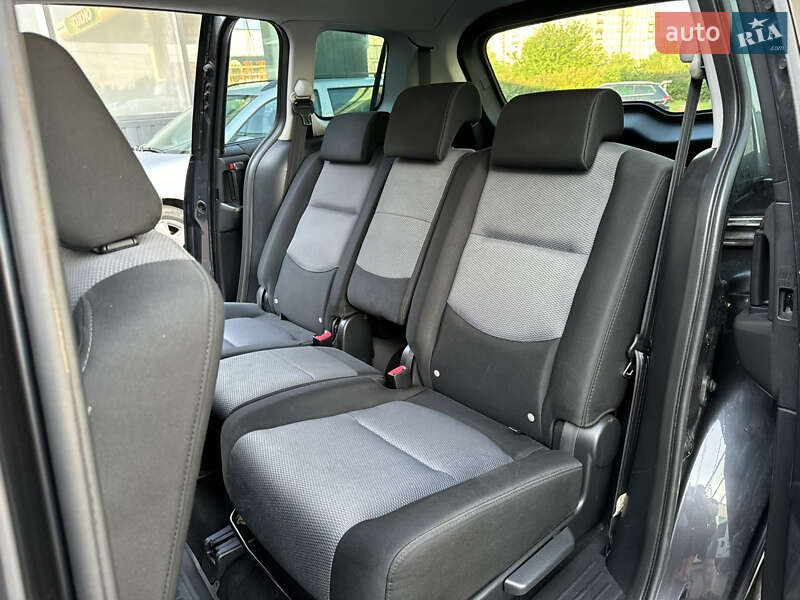Мінівен Mazda 5 2007 в Дрогобичі фото 59 Мінівен Mazda 5 2007 в Дрогобичі