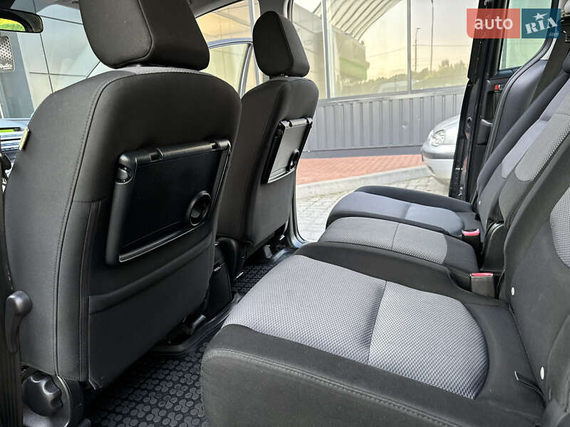 Мінівен Mazda 5 2007 в Дрогобичі фото 62 Мінівен Mazda 5 2007 в Дрогобичі