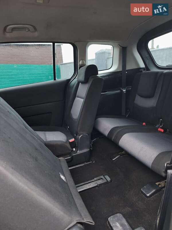 Минивэн Mazda 5 2005 в Кривом Роге