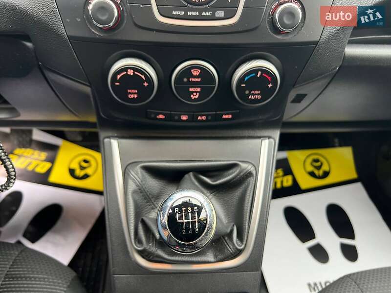 Минивэн Mazda 5 2012 в Ивано-Франковске