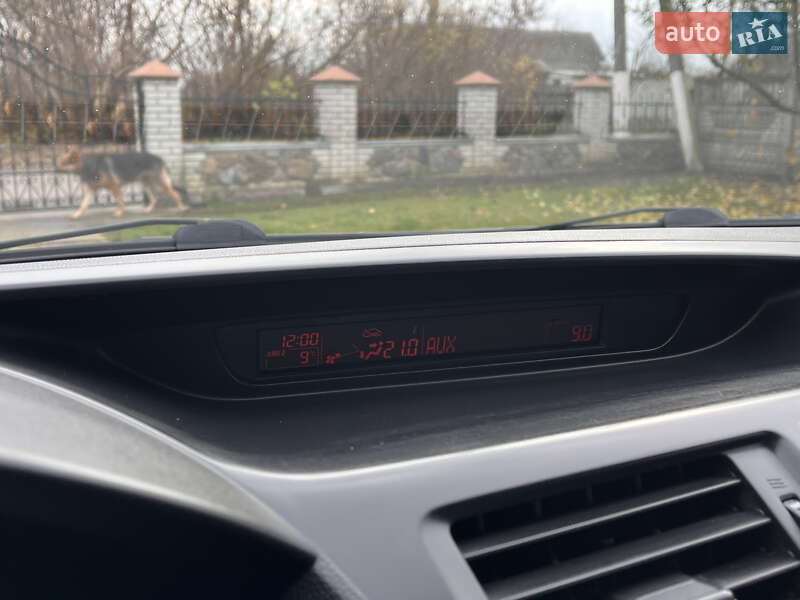 Мінівен Mazda 5 2010 в Києві