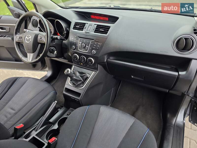 Минивэн Mazda 5 2011 в Луцке