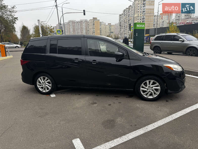 Мінівен Mazda 5 2011 в Києві