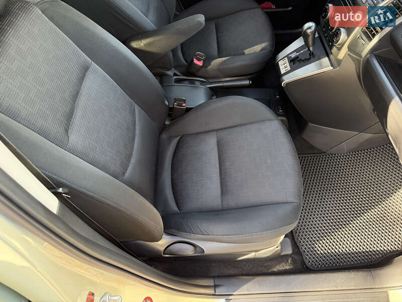 Мінівен Mazda 5 2009 в Києві