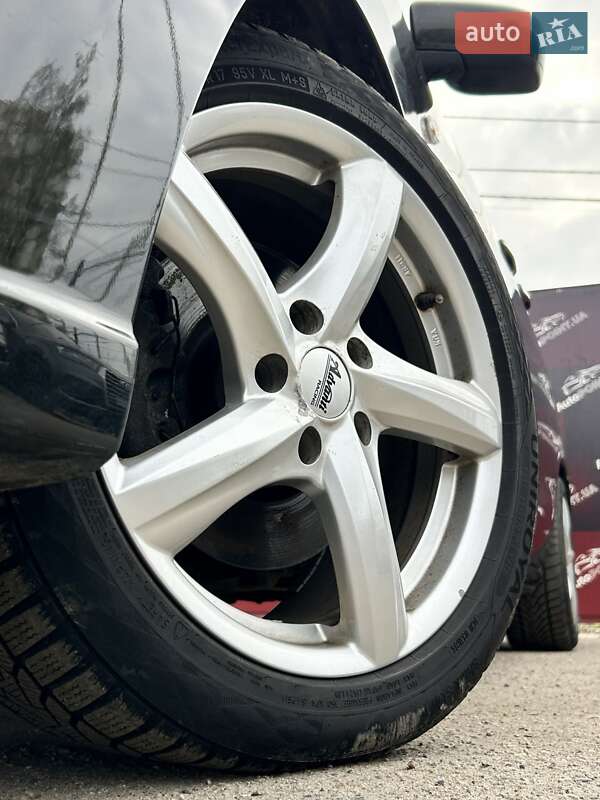 Мінівен Mazda 5 2011 в Сумах