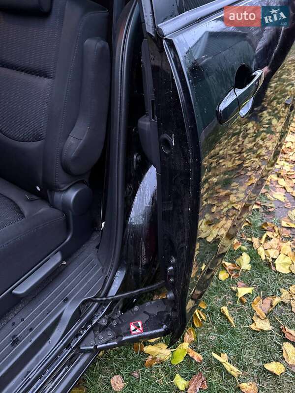 Минивэн Mazda 5 2009 в Смеле