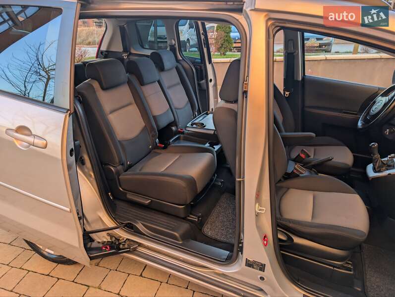 Мінівен Mazda 5 2006 в Івано-Франківську