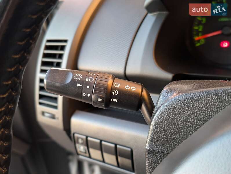 Мінівен Mazda 5 2006 в Івано-Франківську