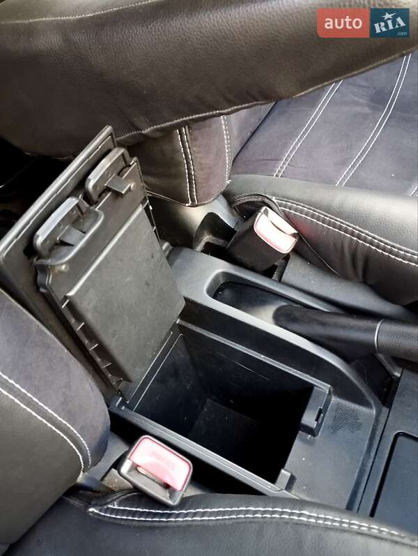 Мінівен Mazda 5 2006 в Рівному фото 9 Мінівен Mazda 5 2006 в Рівному