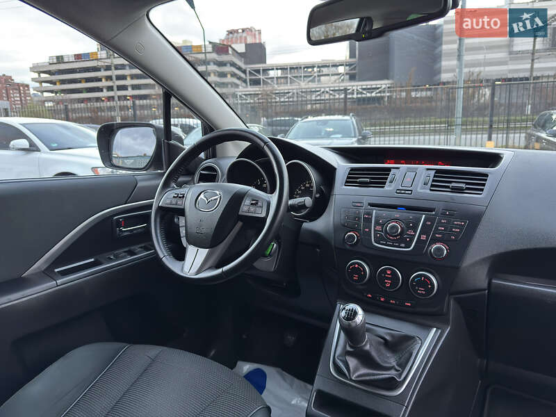Мінівен Mazda 5 2013 в Києві фото 36 Мінівен Mazda 5 2013 в Києві