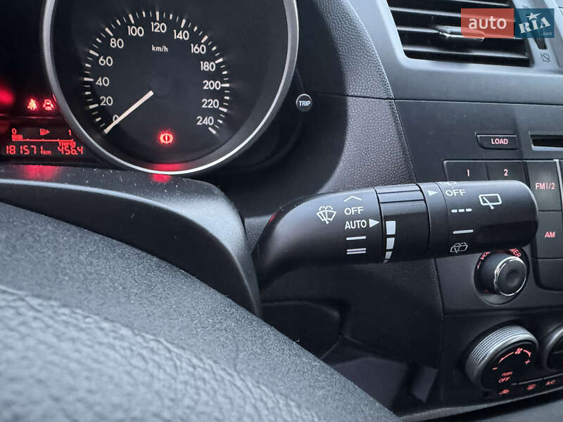 Мінівен Mazda 5 2013 в Києві фото 45 Мінівен Mazda 5 2013 в Києві