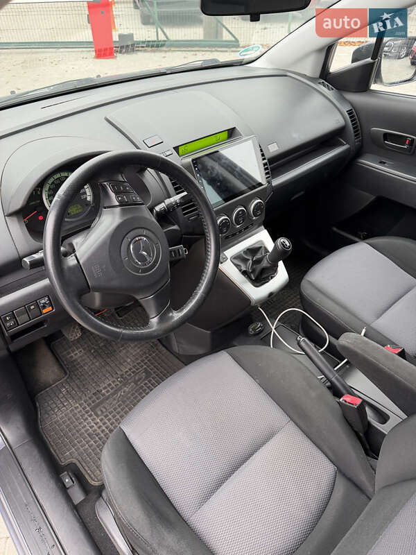 Минивэн Mazda 5 2007 в Житомире