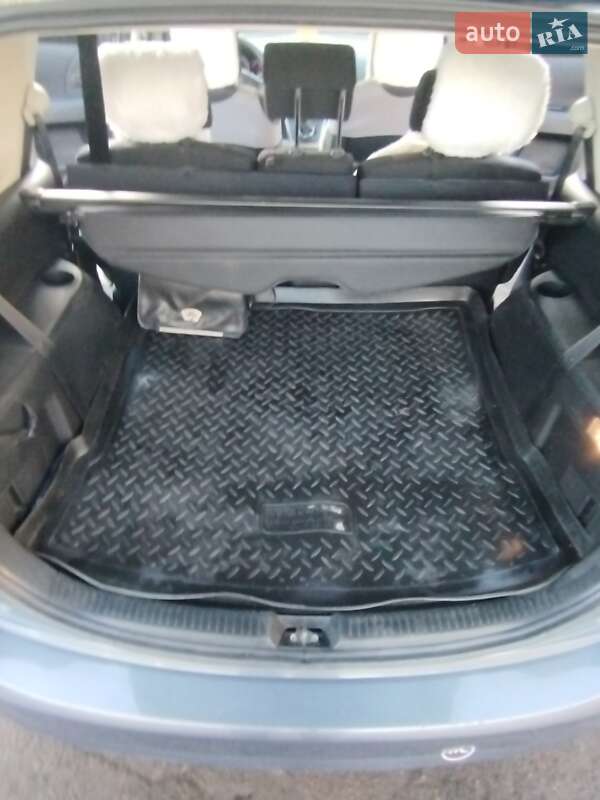Мінівен Mazda 5 2007 в Києві