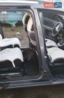 Мінівен Mazda 5 2007 в Києві