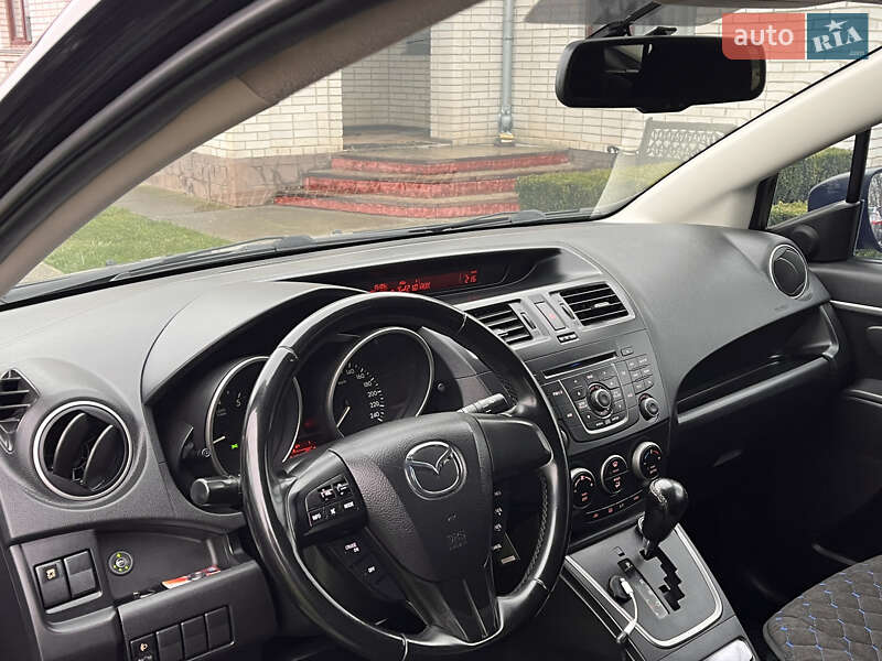 Минивэн Mazda 5 2010 в Киеве