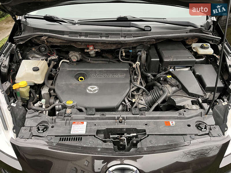 Минивэн Mazda 5 2010 в Киеве