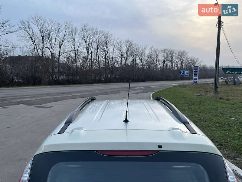 Минивэн Mazda 5 2008 в Харькове