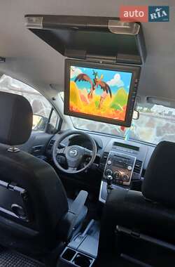 Мінівен Mazda 5 2008 в Білій