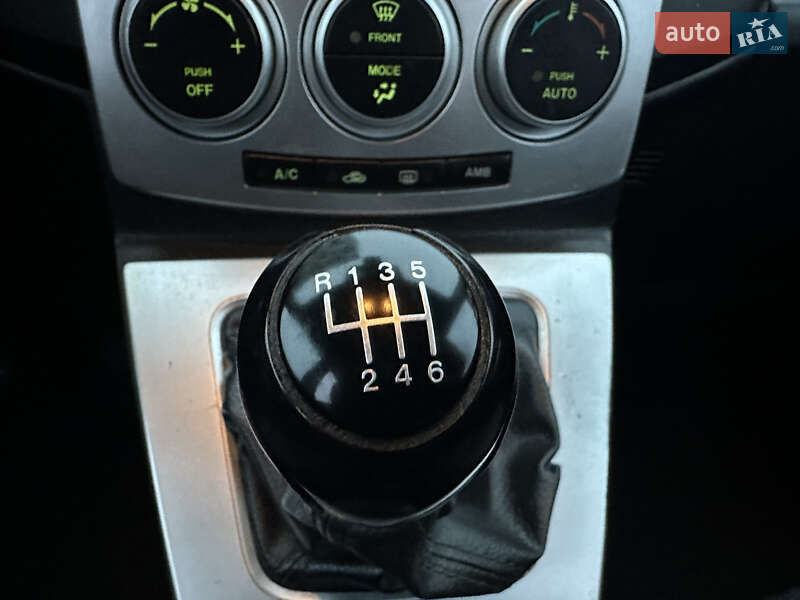 Минивэн Mazda 5 2007 в Вышгороде