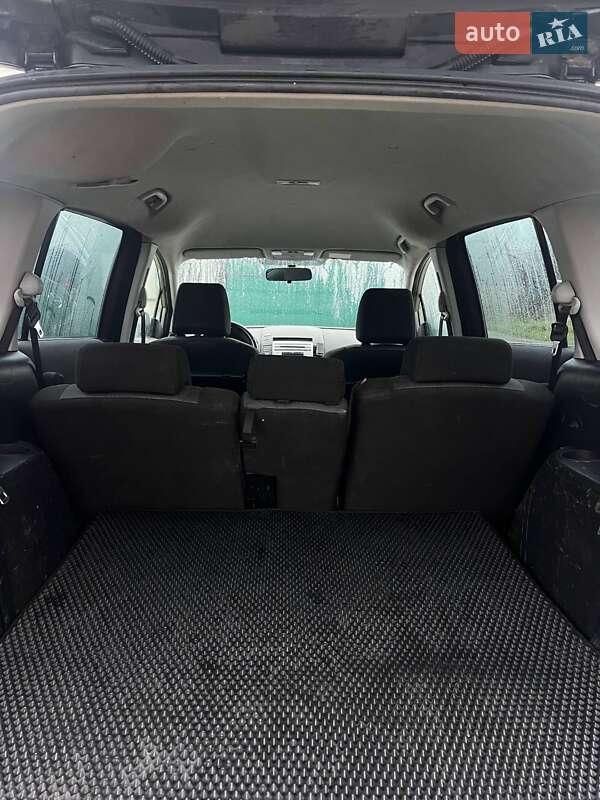 Мінівен Mazda 5 2007 в Чернігові