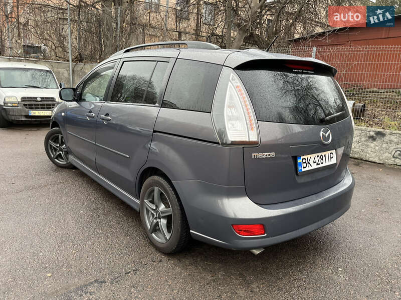 Минивэн Mazda 5 2009 в Ровно