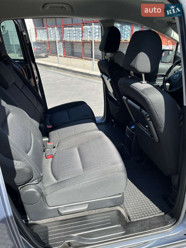 Минивэн Mazda 5 2009 в Ровно