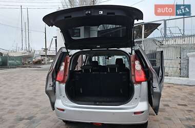 Минивэн Mazda 5 2005 в Николаеве