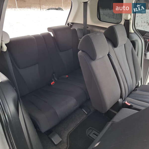 Минивэн Mazda 5 2010 в Луцке