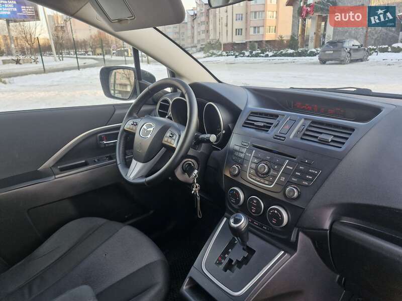 Минивэн Mazda 5 2015 в Киеве