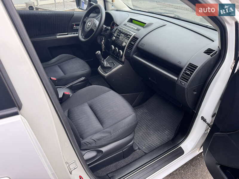 Минивэн Mazda 5 2009 в Одессе