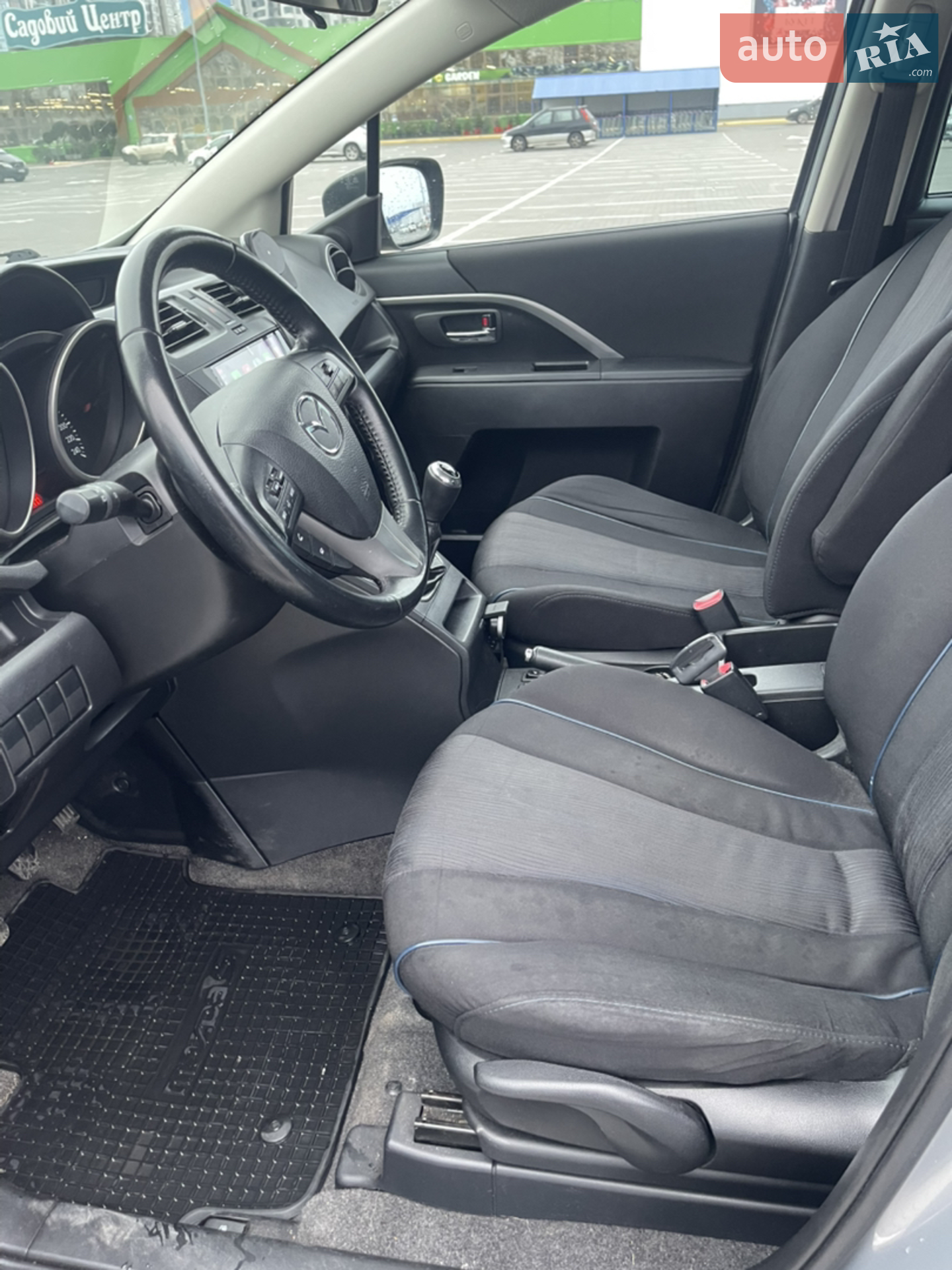 2010 Mazda 5 - мініатюра 9