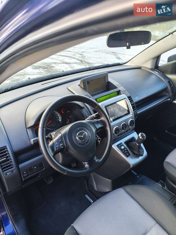 Минивэн Mazda 5 2005 в Луцке