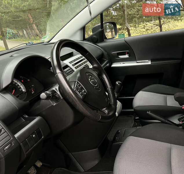Минивэн Mazda 5 2007 в Дрогобыче