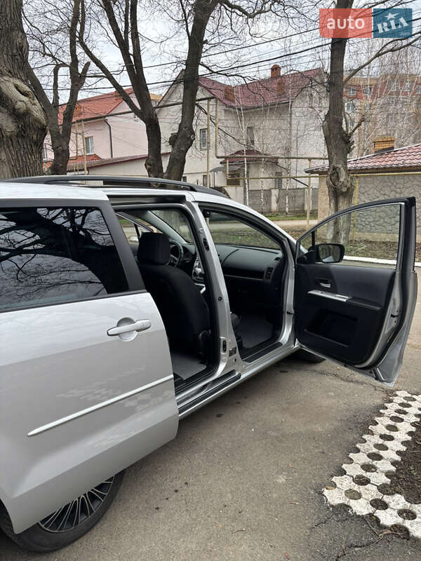 Минивэн Mazda 5 2006 в Одессе