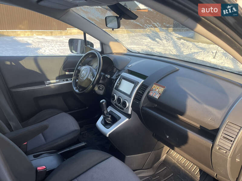 Минивэн Mazda 5 2007 в Черновцах