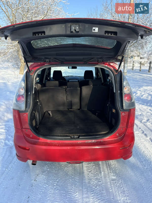 Минивэн Mazda 5 2005 в Сквире