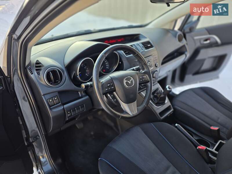 Минивэн Mazda 5 2011 в Луцке